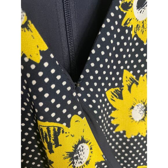 Banana Republic SZ 6 Nvy/White Polka Dot W/ Floral Design - Picture 7 of 11